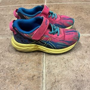 Girl’s ASICS Noosa Shoes